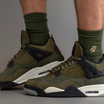 Air Jordan 4 Retro Medium Olive