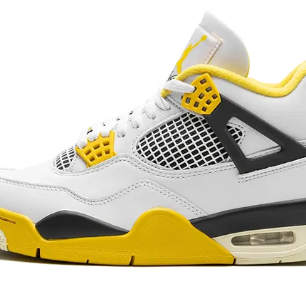 Air Jordan 4 Retro "Vivid Sulfur"