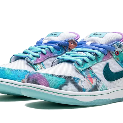 Nike SB Dunk Low Futura Laboratories Bleached Aqua