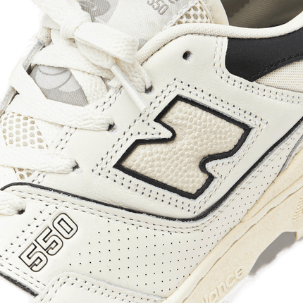 New Balance 550 Cream Black - FeelTheKicks