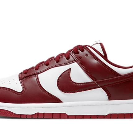 Nike Dunk Low Team red - FeelTheKicks