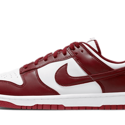 Nike Dunk Low Team red - FeelTheKicks