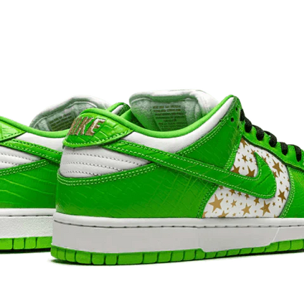 Nike SB Dunk Low Supreme Mean Green - FeelTheKicks